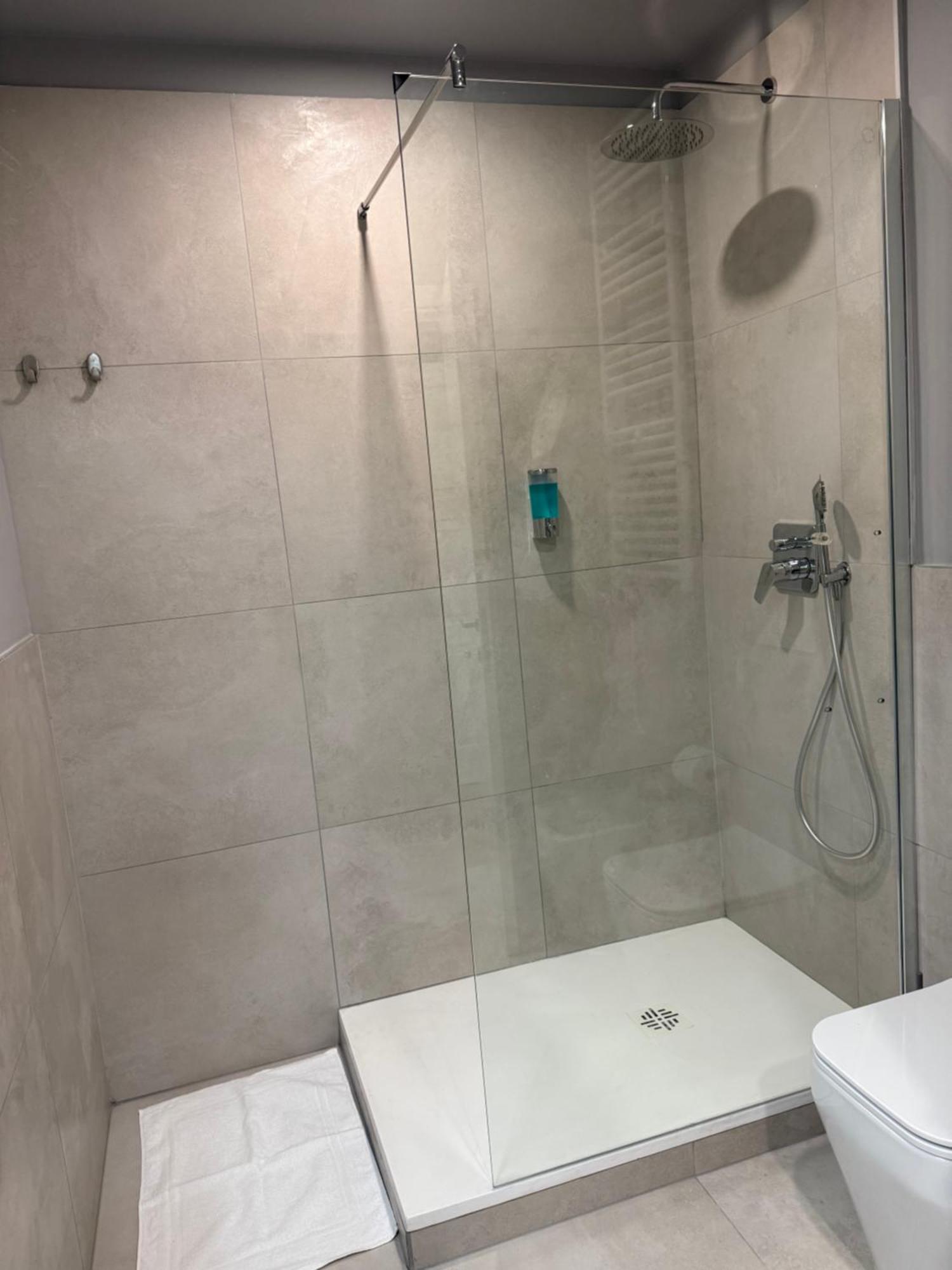 Vb's Luxury Flat Apartment