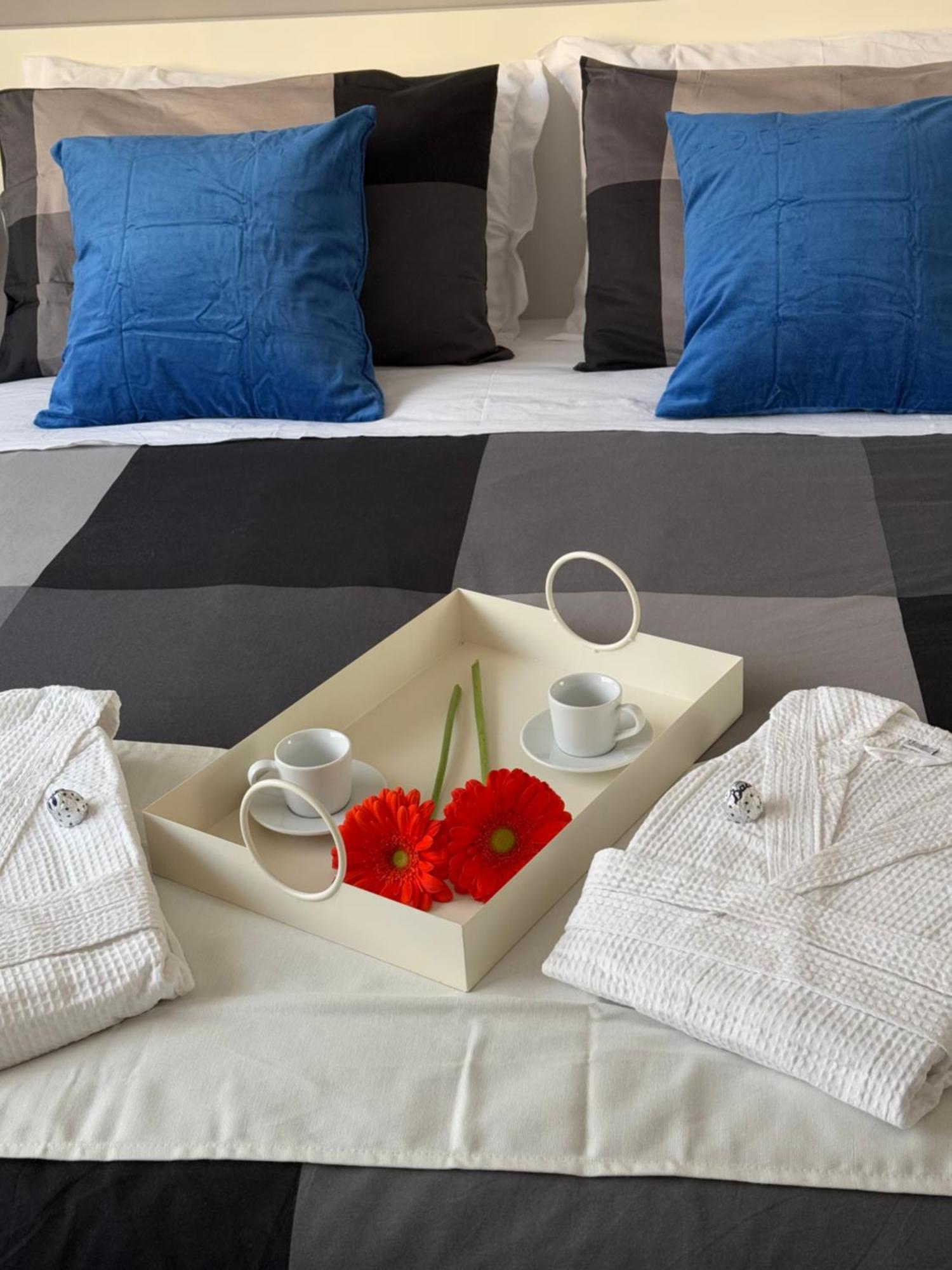 Vb's Luxury Flat