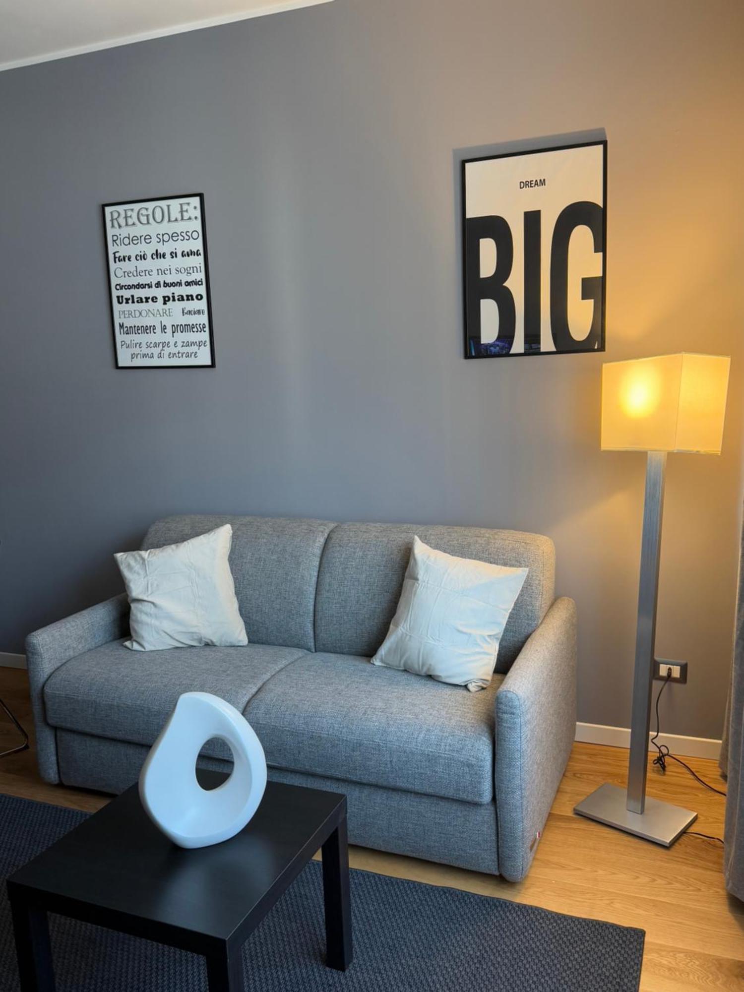 Vb's Luxury Flat Apartment